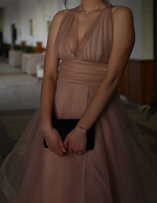 Бална рокля - Цвят: пепел от рози