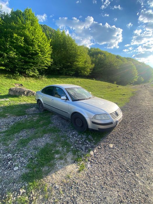 Volkswagen Passat b5.5 1.6 benzina!