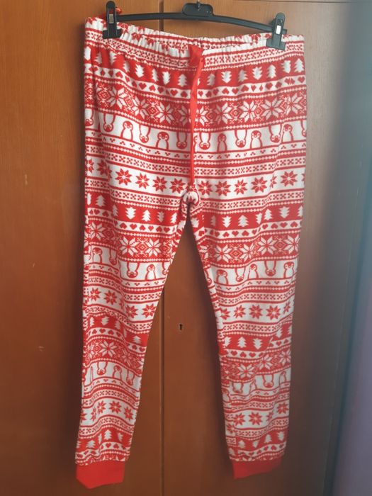 Pantaloni caldurosi.
