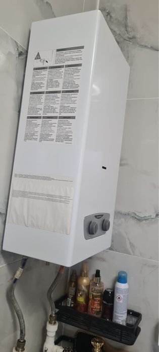 Instant Ariston pe gaz