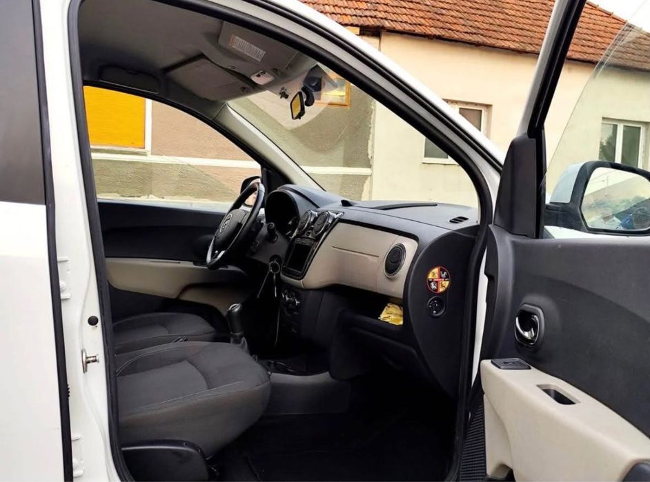 DACIA Lodgy 0 — imagine 2