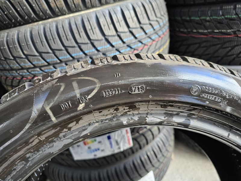245/45/18 PIRELLI 4бр