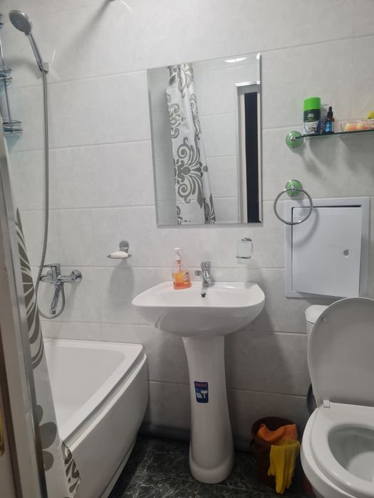 Аренда 1/8/9,38м2.Мукими мост..Руставели 400уе