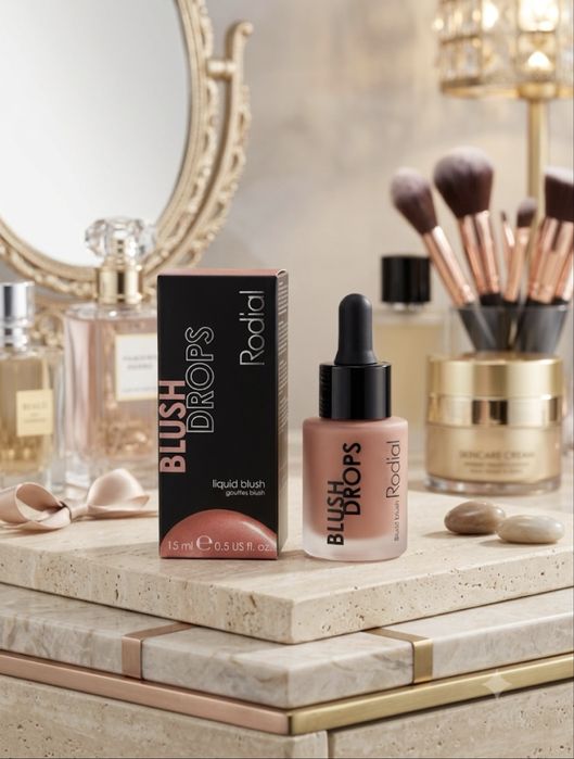 Течният руж на Rodial BLUSH DROPS