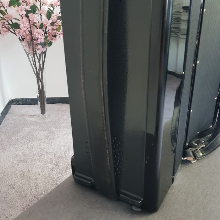 Acordeon Weltmeister Consona ! 120 de basi