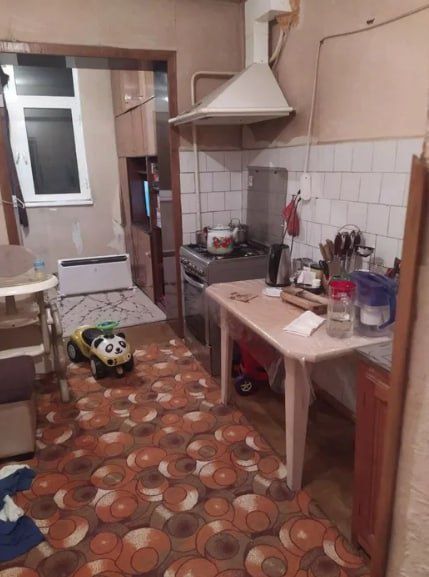 Квартира на Чиланзар 7 квартал 2/4/4 общ пл 60м/77 серия