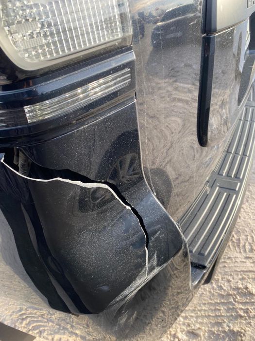 Задний бампер прадо 150 (лопнутый)