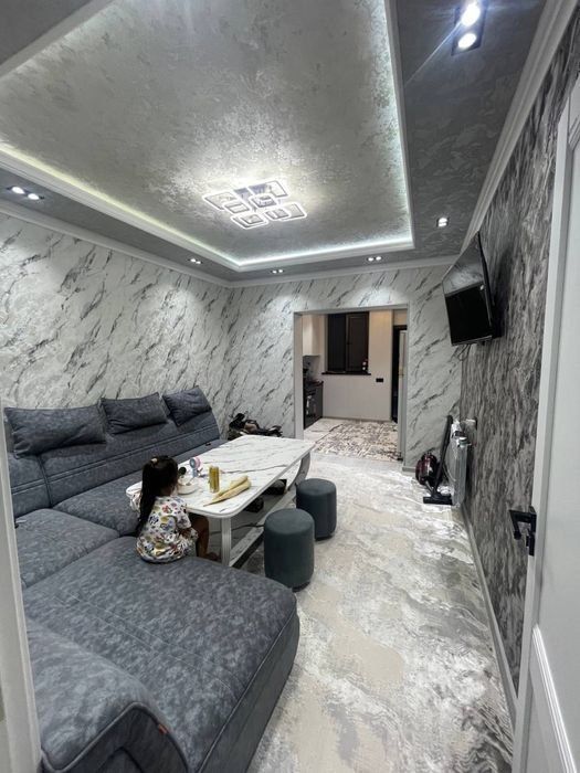 Юнус-Абад 19-й квартал, 3-ком квартира, 1-этаж A1703A