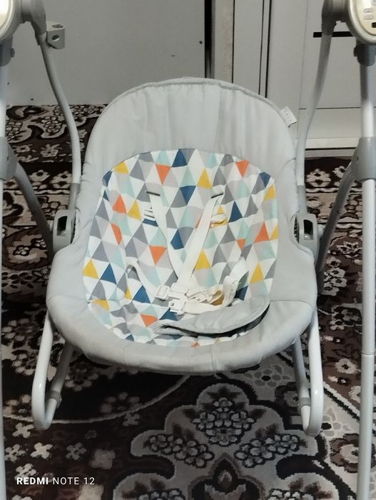 Люлька .десткая качелия.