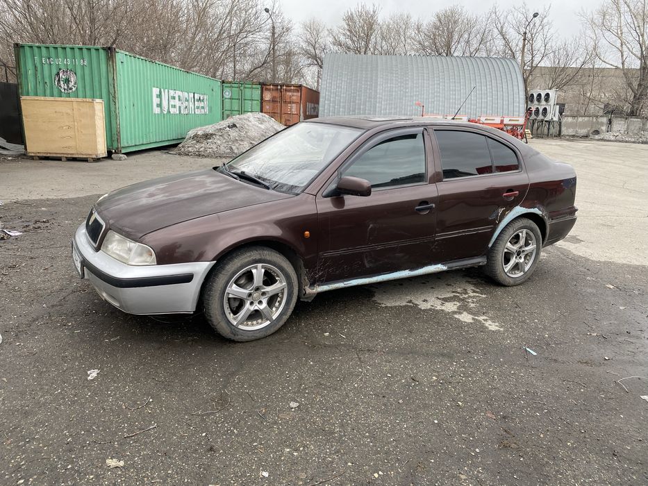 Шкода Октавия 98год