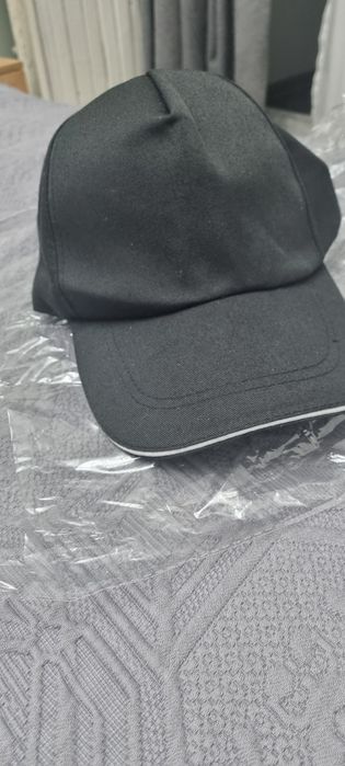 Кепка новая чёрная унисекс