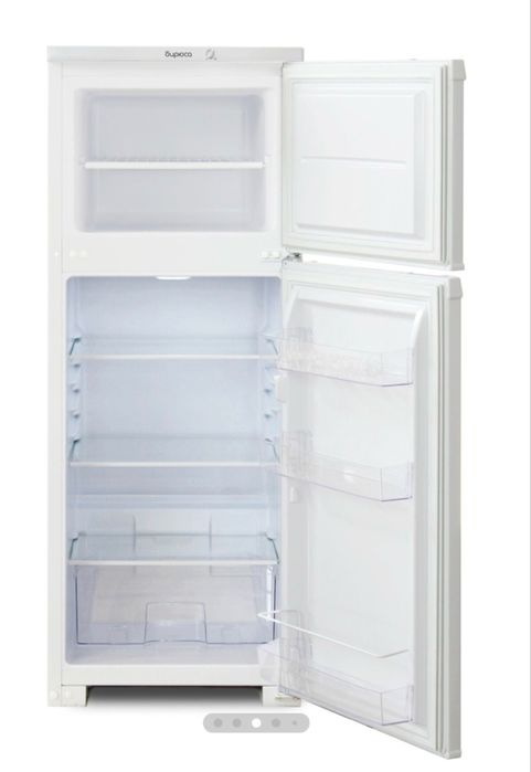 Холодильник Бирюса