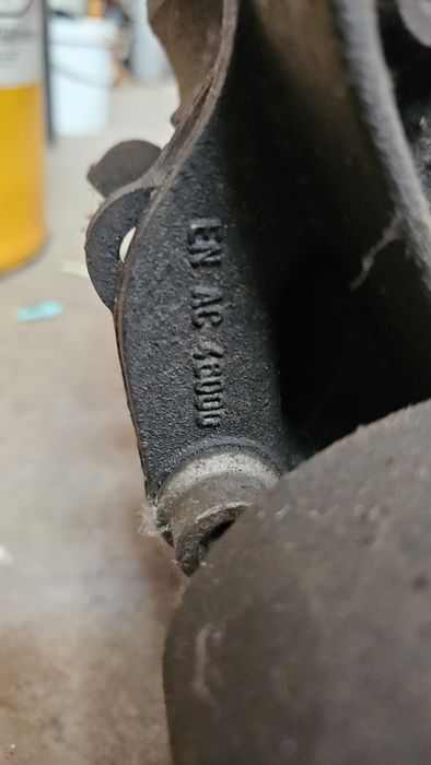 Заден диференциал F10 535d