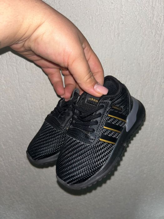 Маратонки за деца