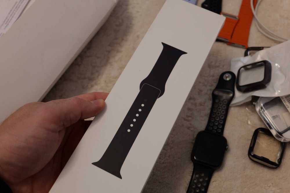 Apple Watch Seria 5 - 44 mm - Cellular