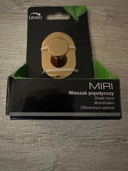 Нови закачалки Laveo MIRI ALM 811S – розово злато – 40 бр.