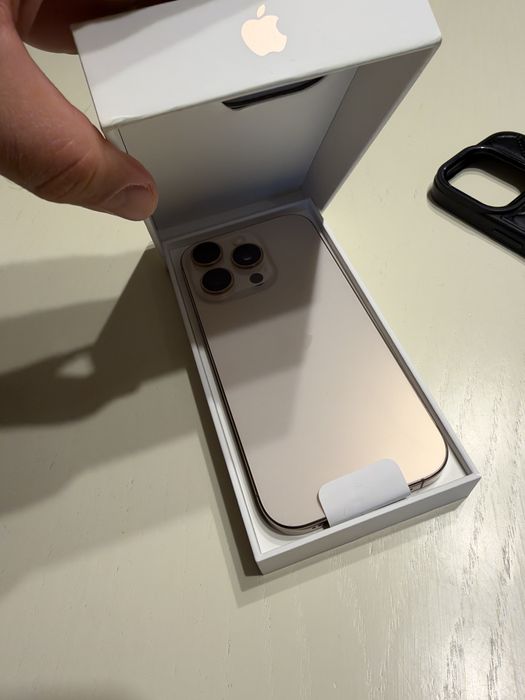 Iphone 16 Pro Desert Titanium 512 GB