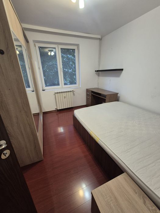Apartament 3 cam Rahova cu loc de parcare