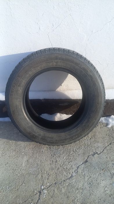 Продам зимние резины 15