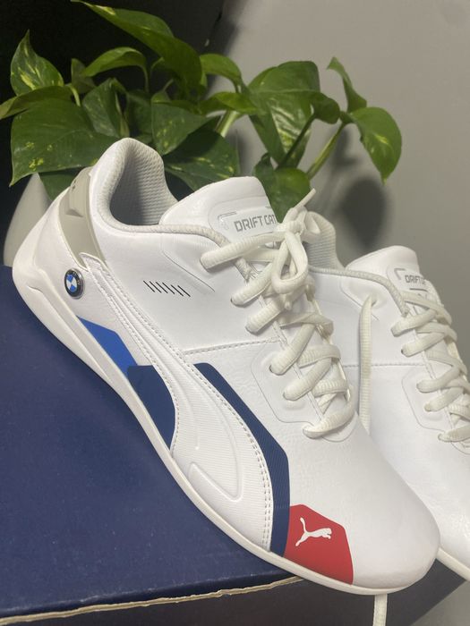Чисто нови обувки Puma BMW