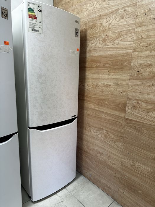 Продам холодильник LG б/у