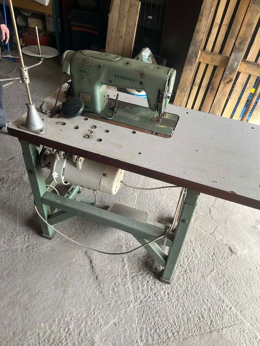 Шевна машина настолна