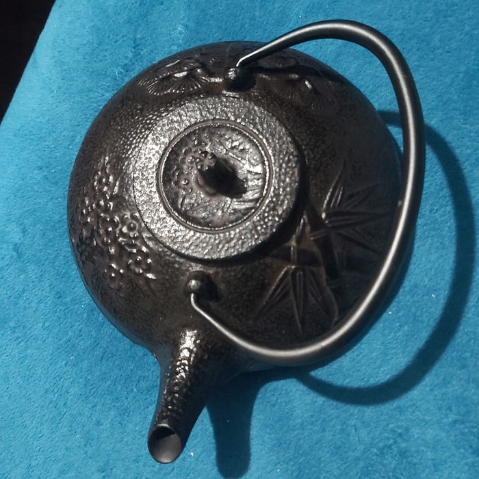 Ceainic japonez cu sita.