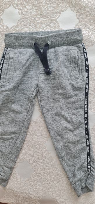 Продам детские вещи