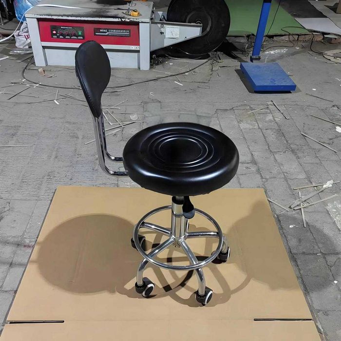 Стул мастера, маникюр, массаж и т.д