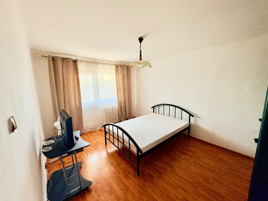Garsoniera de închiriat