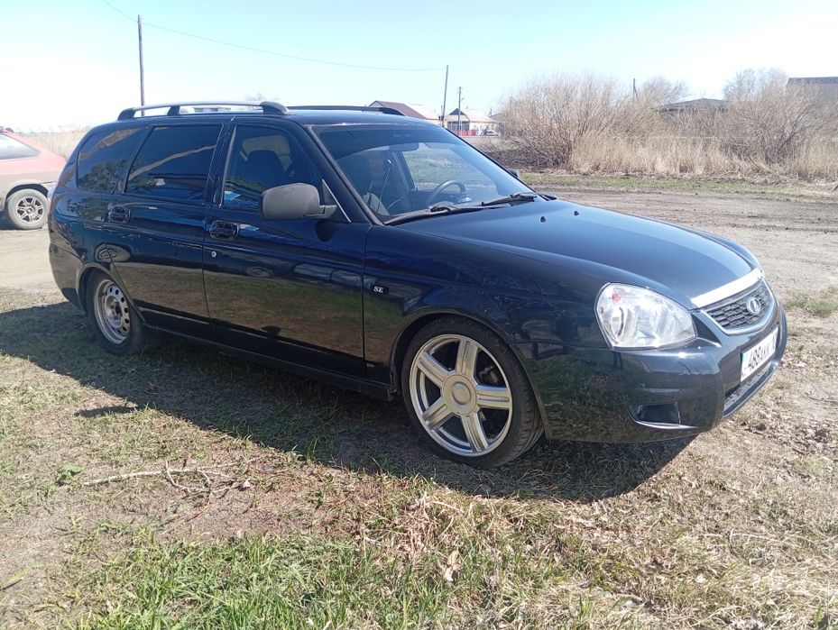 Продам Приору универсал