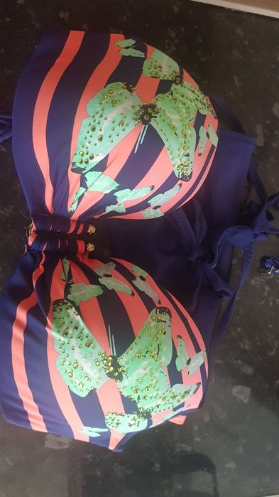 Продам купальник