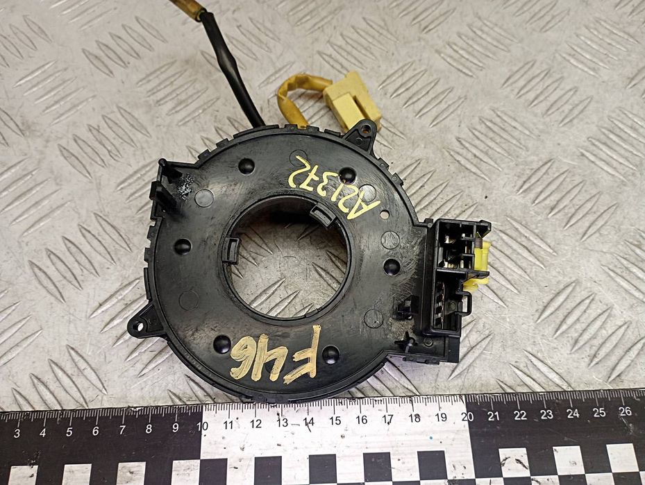 Шлейф руля на Pajero 4