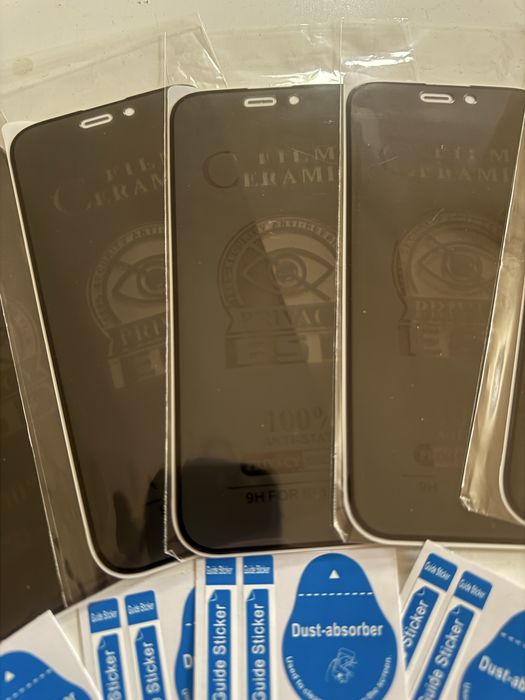 Folie sticla privacy iPhone 15 pro Matte Ceramic.