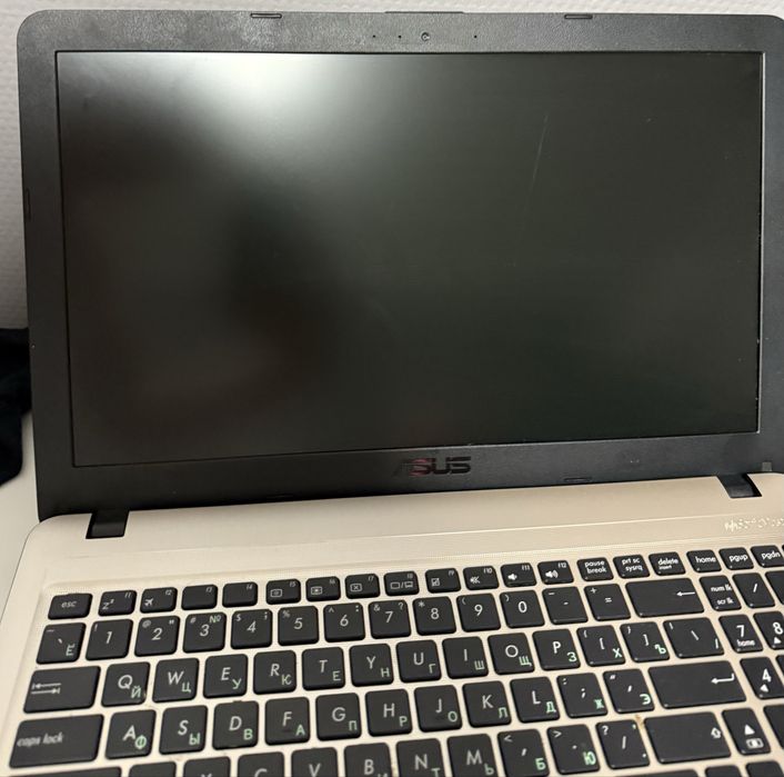 Ноутбук asus x540