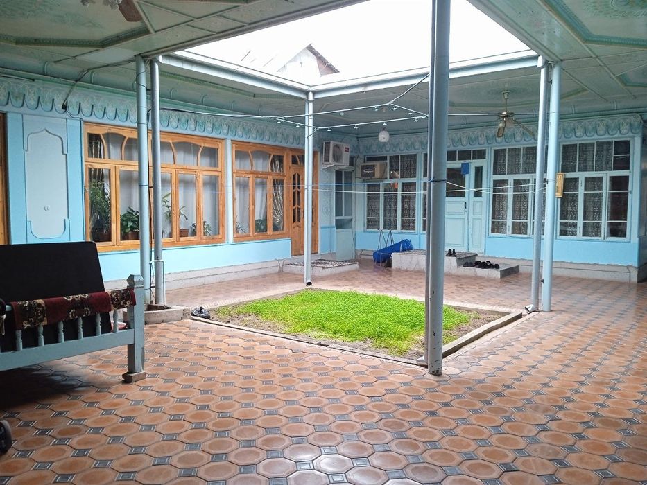 Uy sotiladi Mirobod tumani Oq Uy Mahallasi