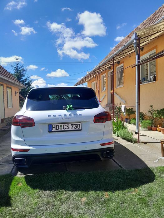 PORSCHE Cayenne 2016 — imagine 3