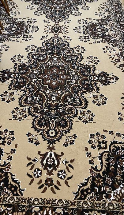 Ковры натуральные, шерстяные, 1-искуственный