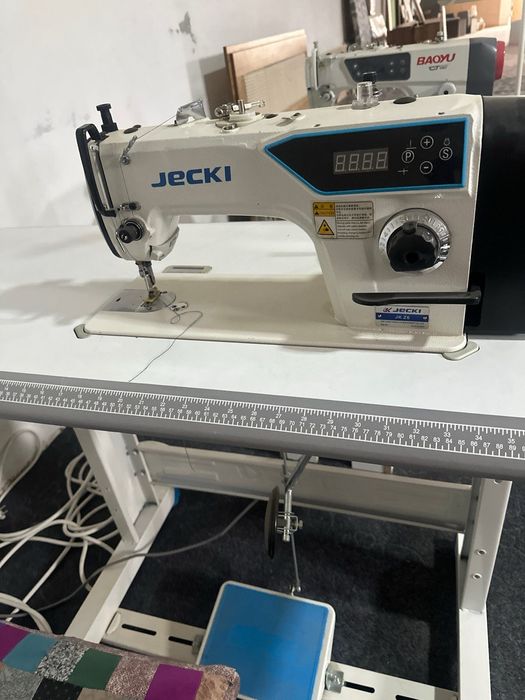 Тикув машинками  JECKI