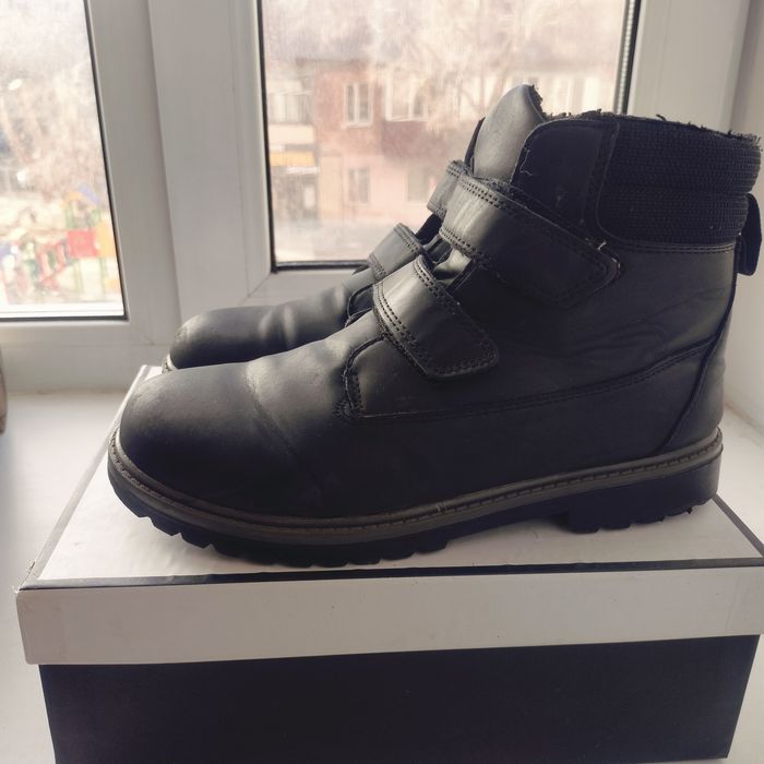 Продам ботинки на подростка