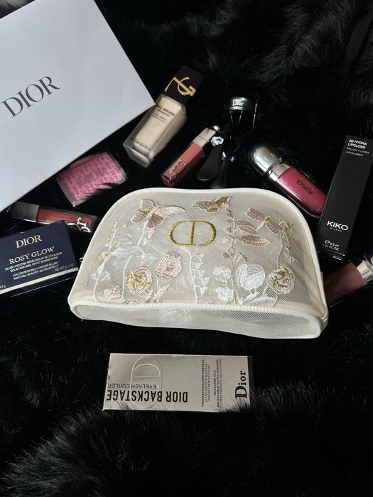 Налични чанти Dior с кутии