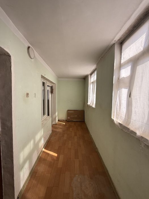 Srochni Angorda Dom sotiladi 2 xonali yevro remont