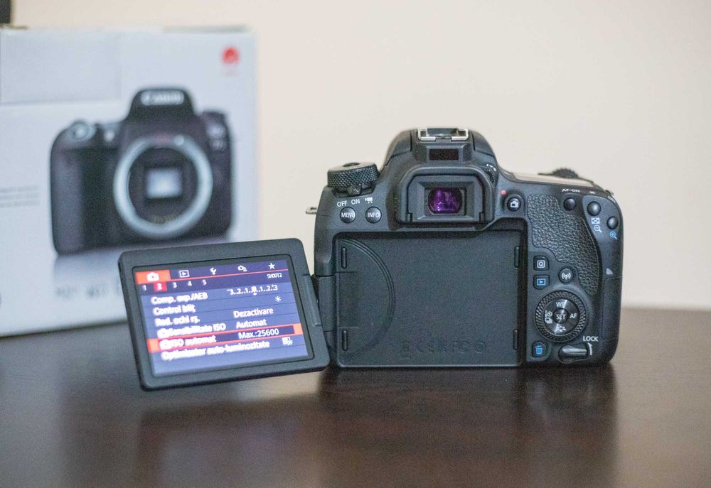 Dslr Canon 77D  - Canon 50 mm f/1.8 -Full Box