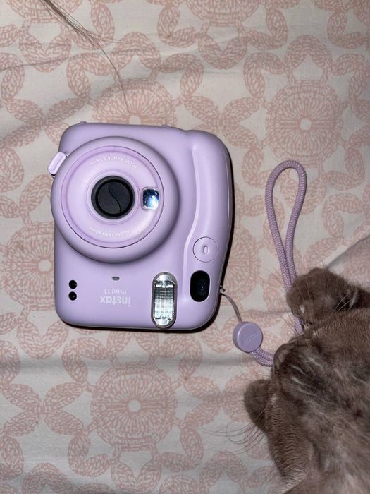 instax mini 11 б/у