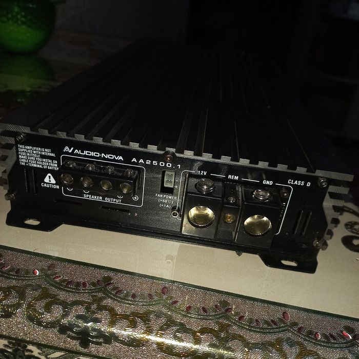 Продам сабвуфер в идеальном состоянии