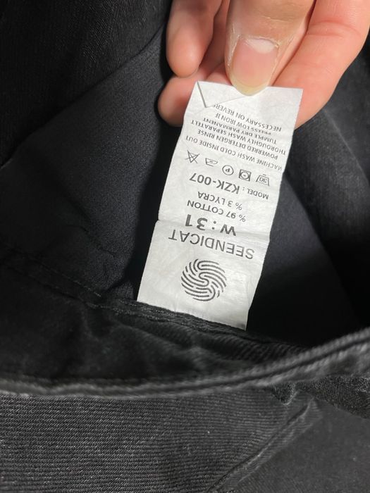 Продам джинсы черные