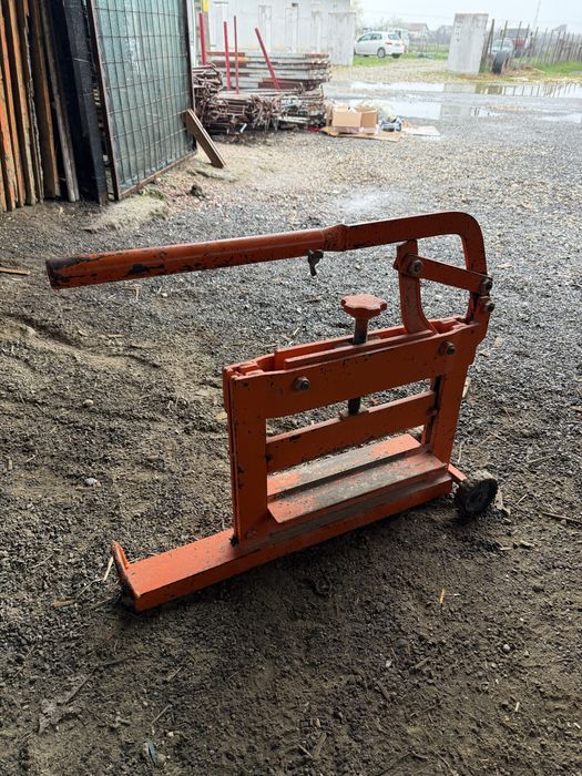 Inchiriem placa compactoare, mai, rigla vibranta, ghilotina, generator