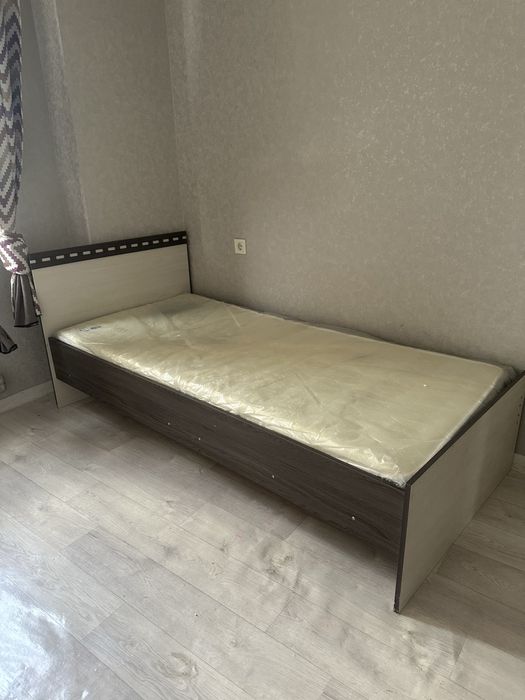 Спальный кровать