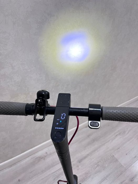 Электросамокат Xiaomi