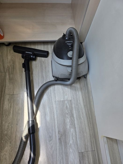 Пылесос продам б/у